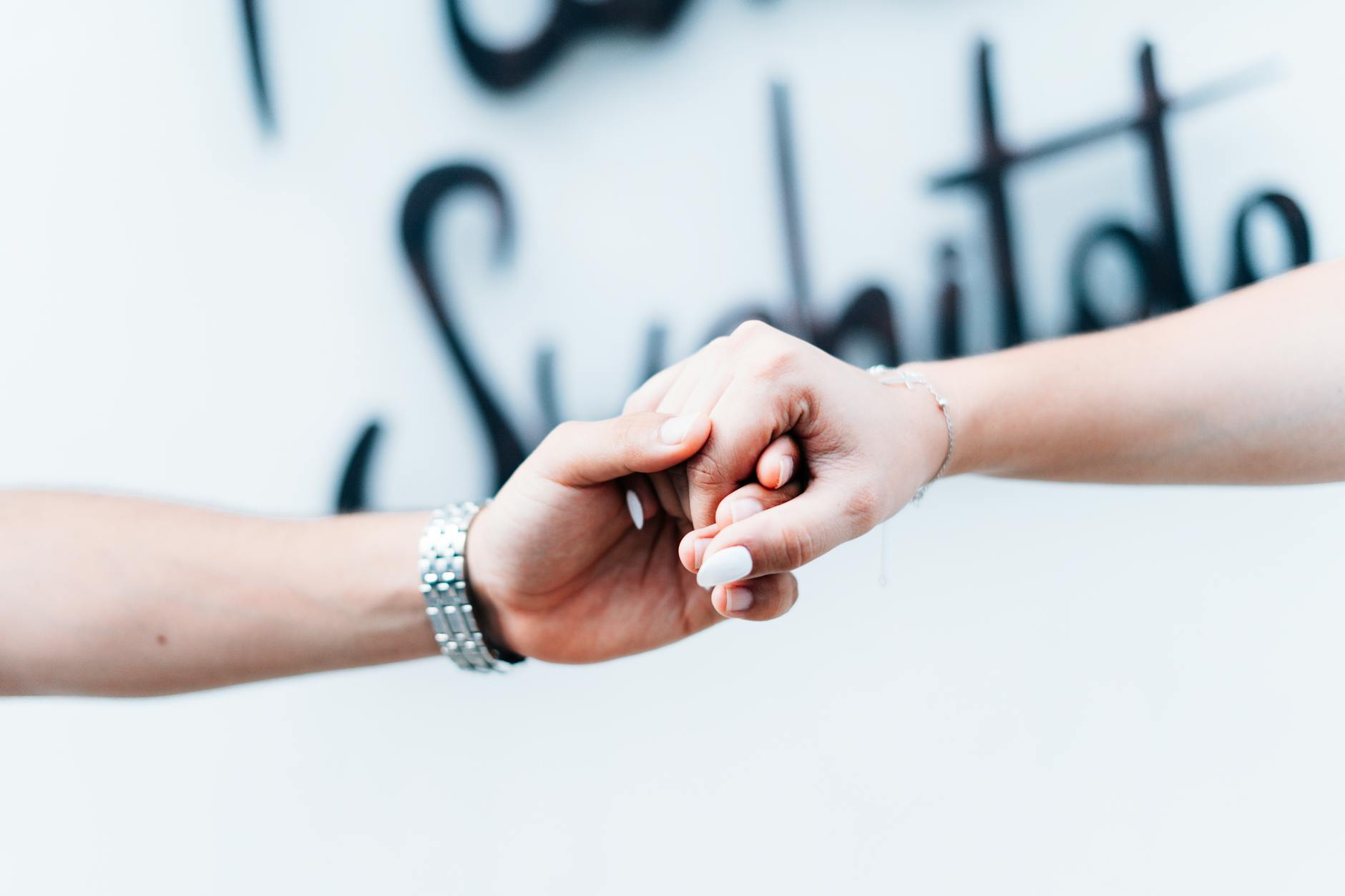 How to Maintain Healthy Relationships: Tips for a Balanced Life