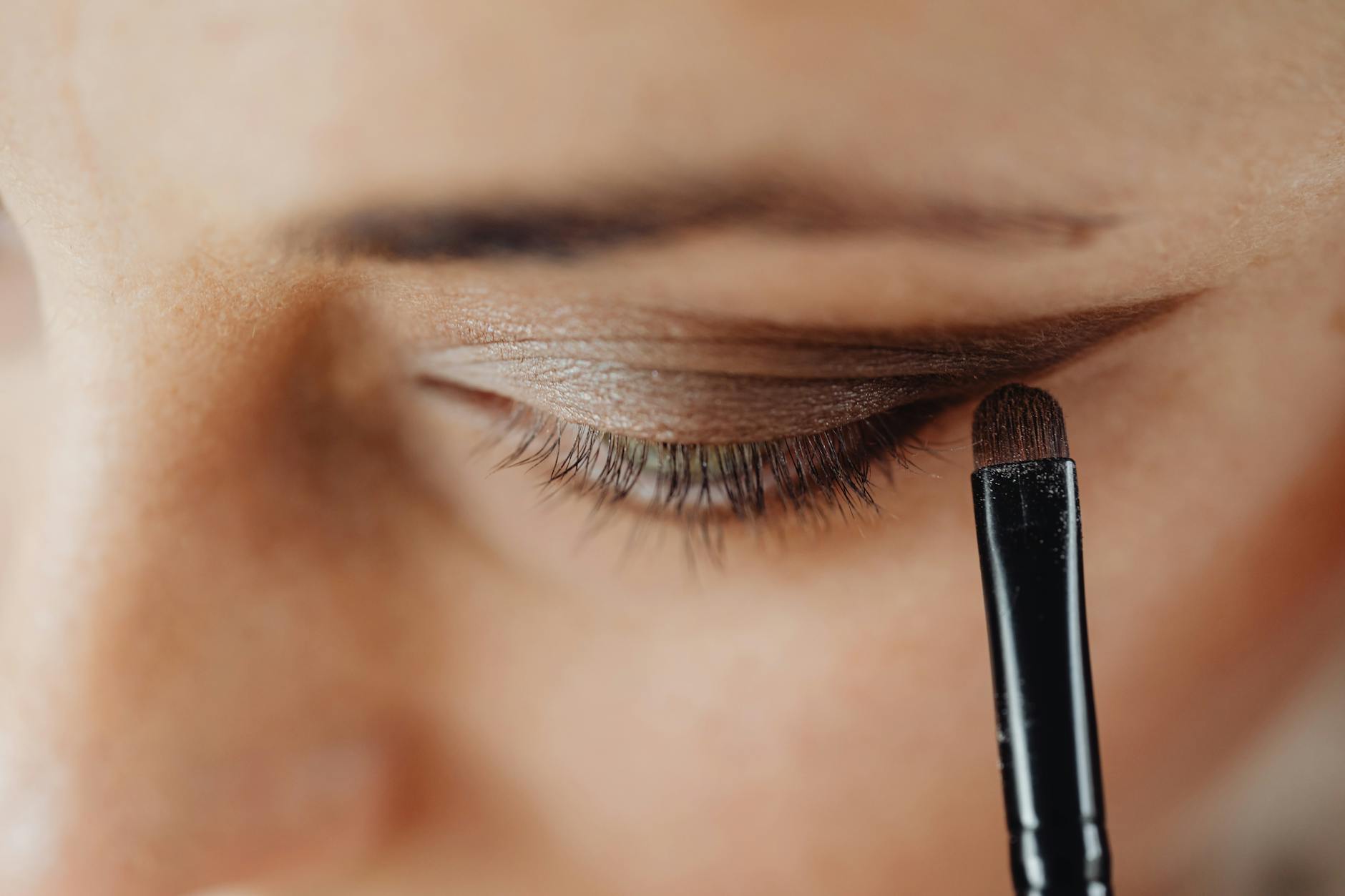 The Beauty Trick That Is Going Viral on TikTok